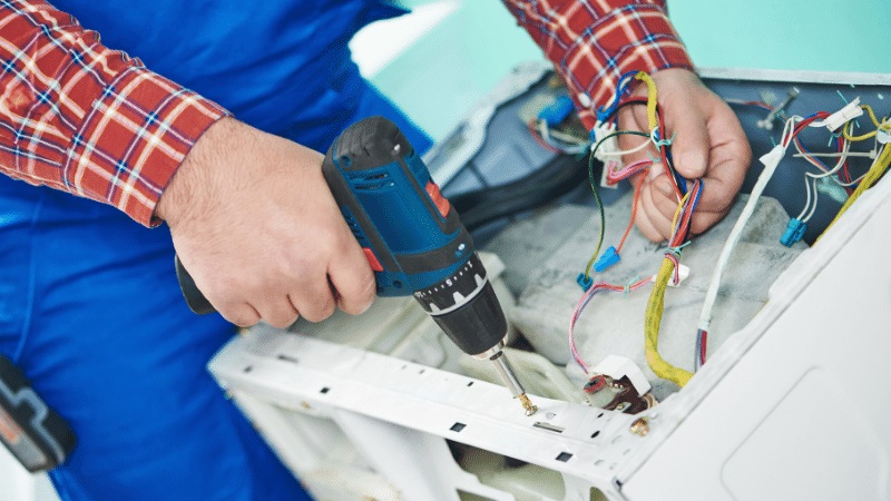 Esenyurt LG LG çamaşır makinesi kart tamiri – Su almama arızası orijinal parça ile giderildi. - Teknik servis örneği